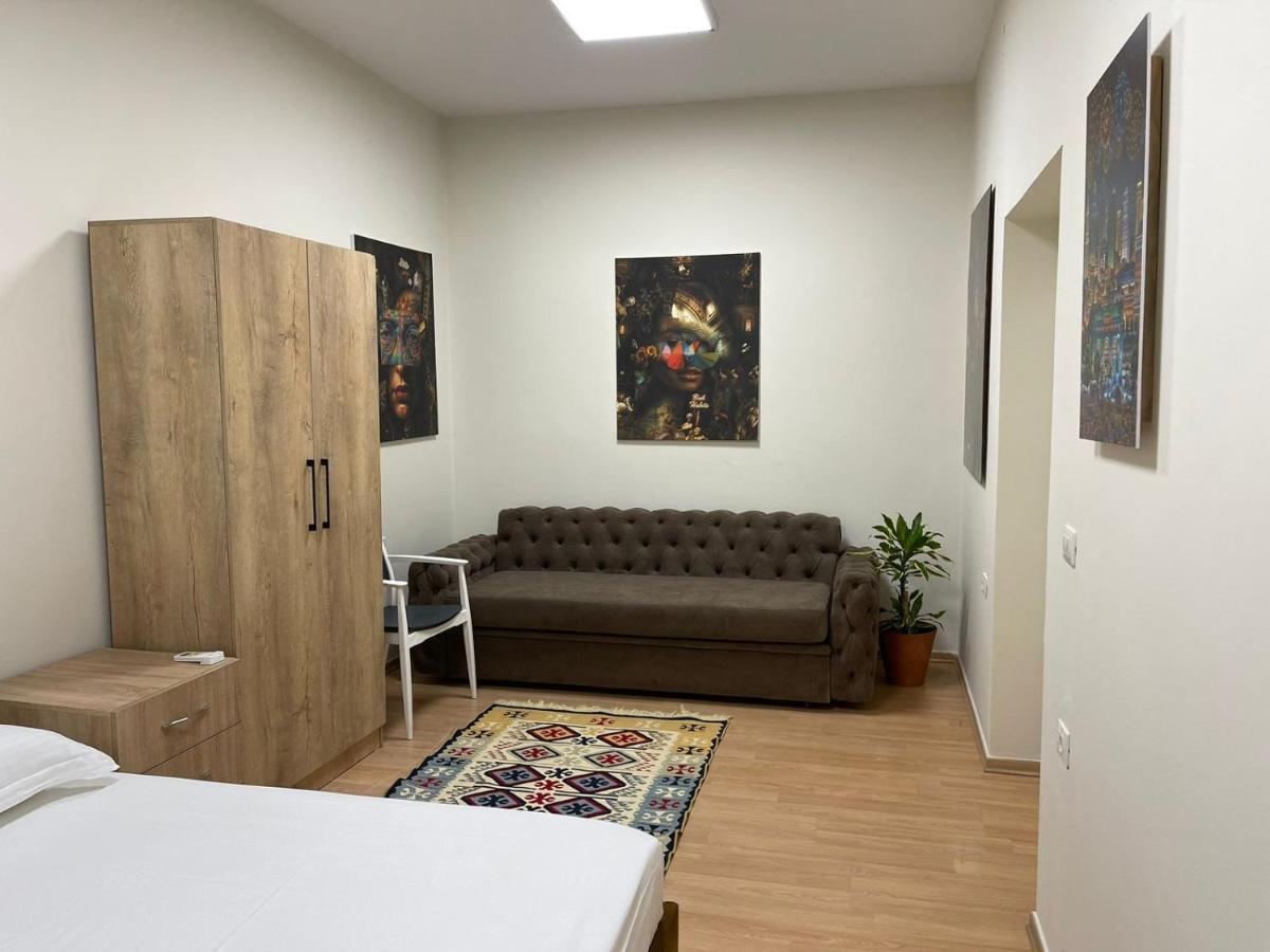 New Apartment In Bllok Tirana Exteriör bild